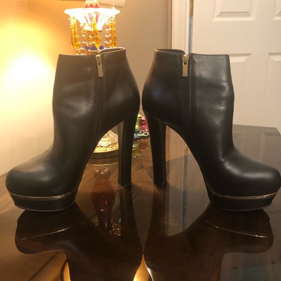 LeSilla Shoes - LeSilla Black Bootie Heels